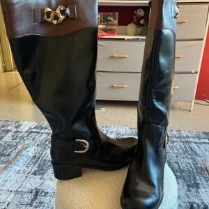 Karen Scott Black and Brown Heeled Boots